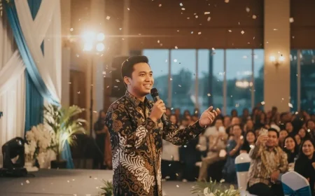 10 Pantun Closing MC Yang Lucu Dan Berkesan