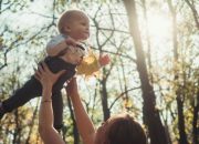 10 Nama Bayi Luar Biasa Yang Terinspirasi Dari Keindahan Alam Semesta